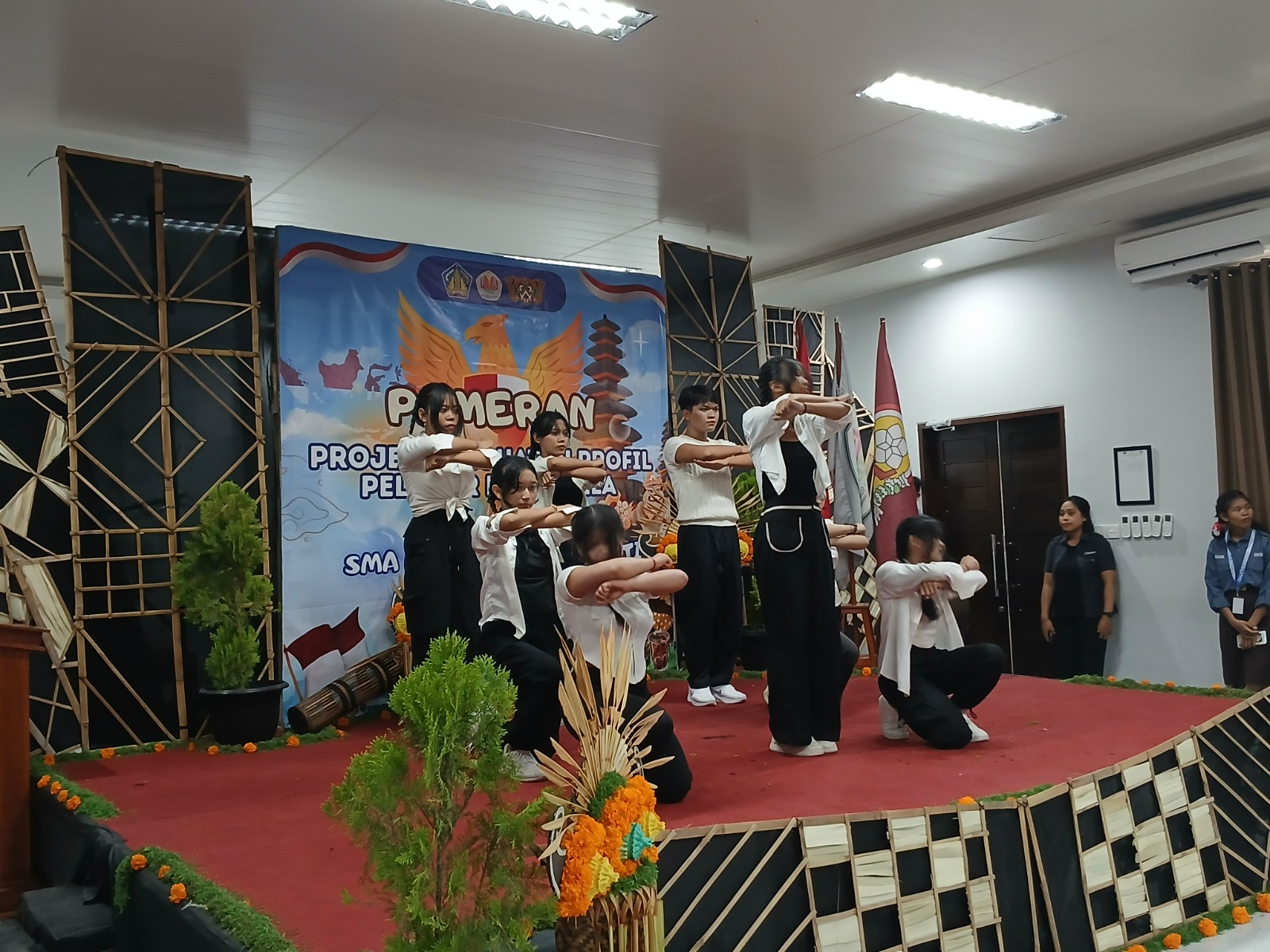 Project Profil Lulusan 3