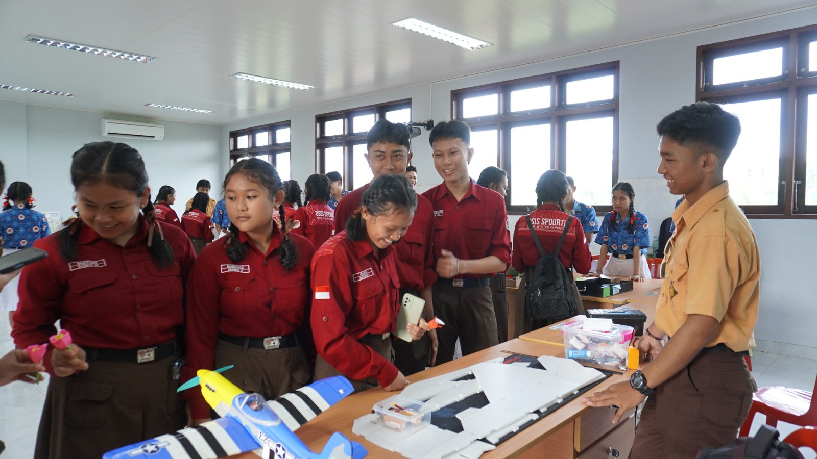 Project Profil Lulusan 6