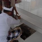 Prosesi Melaspas Gedung Kantor Dwisma c0701t01