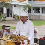 Prosesi Melaspas Gedung Kantor Dwisma dsc02345