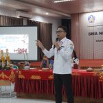 Workshop Literasi SMA Negeri 2 Sukawati: Meningkatkan Kemampuan Literasi dan Kreativitas Siswa Melalui Penulisan Cerpen dsc01051