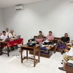 SMA Negeri 2 Sukawati Gelar Rapat Penyampaian Laporan Pertanggungjawaban Keuangan whatsapp image 2026 10 08 at 13.21.17